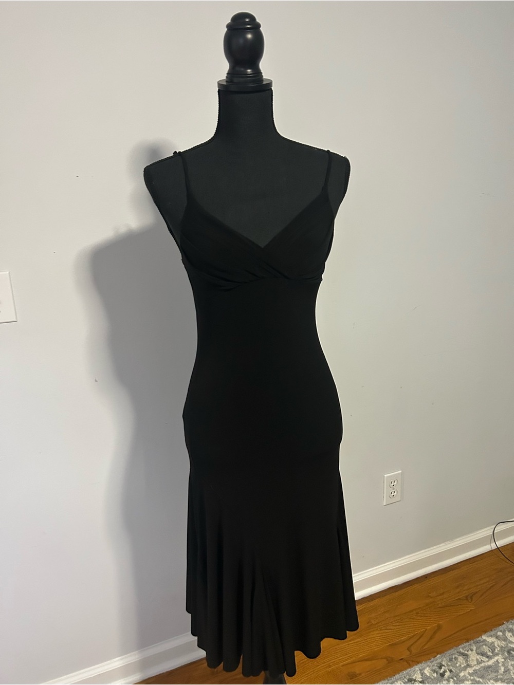 Forever 21 Black Sleeveless Midi Dress with V-Neck